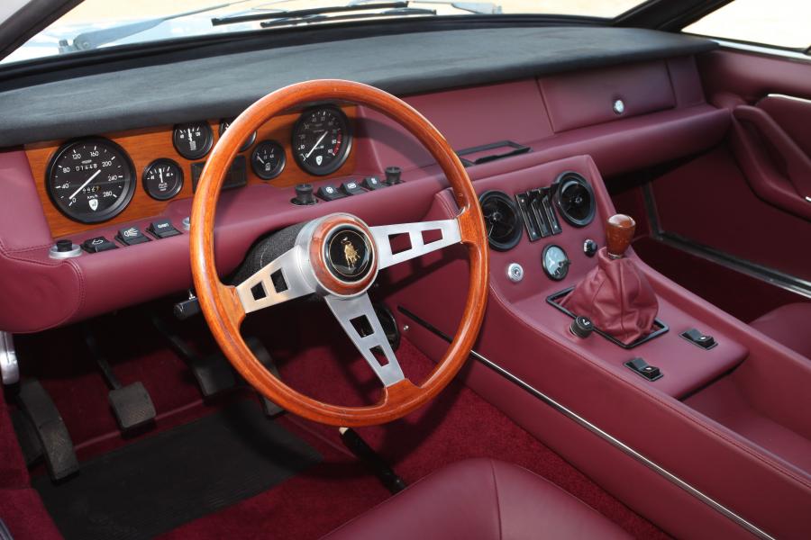  Lamborghini Jarama 400GT 1971 года  (фото 4 из 14)